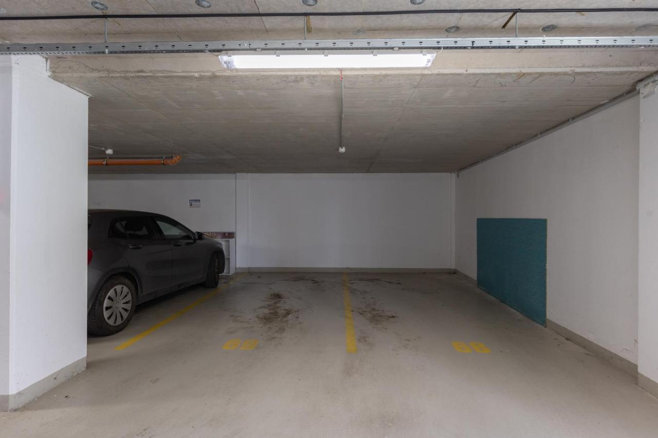 All You Need In Bp - Garage, Terraces, Aircon Budapest Kültér fotó